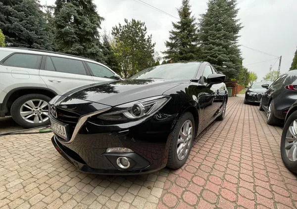 mazda 3 mazowieckie Mazda 3 cena 54500 przebieg: 82000, rok produkcji 2016 z Wołomin